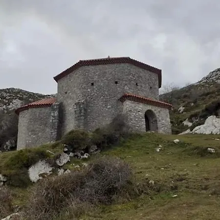 Casa Amable Holiday home La Roza (Asturias)